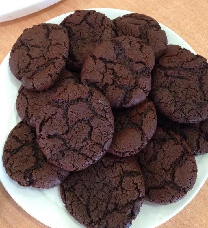 Christmas Rocky Road Chocolate Cookies decorated with marshmallows and nuts.