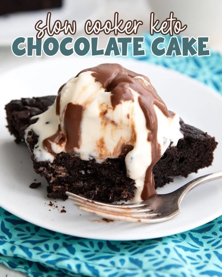 Delicious slow cooker keto chocolate cake, low-carb dessert recipe