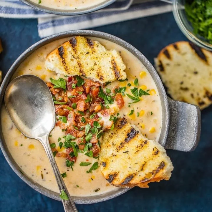 Bowl of creamy Bacon Corn Chowder with crispy bacon and corn kernels