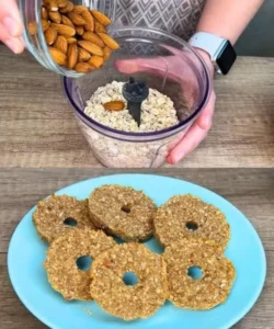 Baked oatmeal apple circles baked to perfection with a golden crust and fresh apple slices.