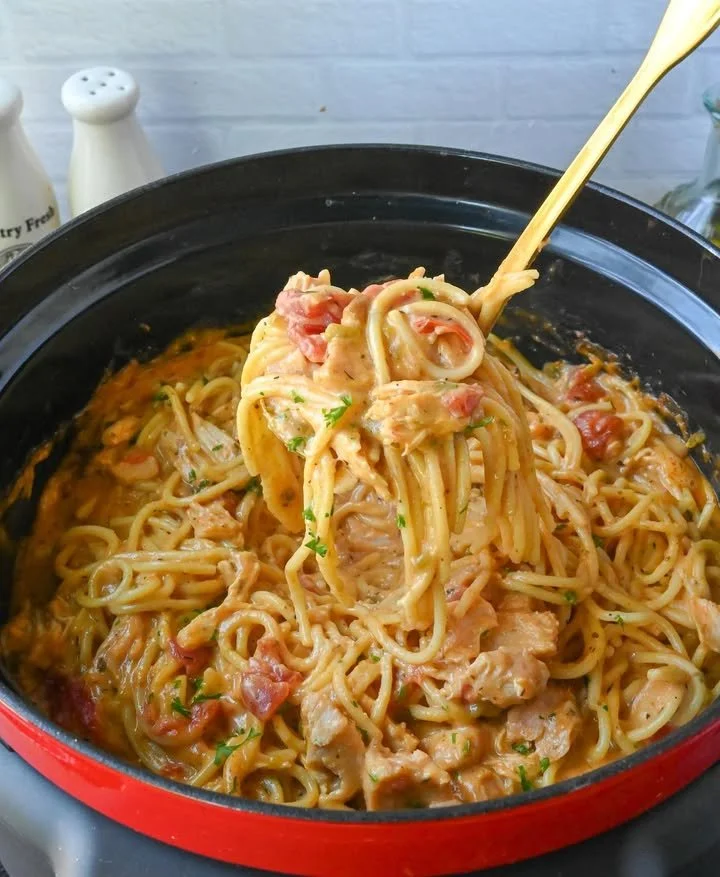 Crockpot Chicken Spaghetti