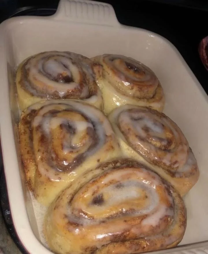 Freshly Baked Cinnamon Rolls