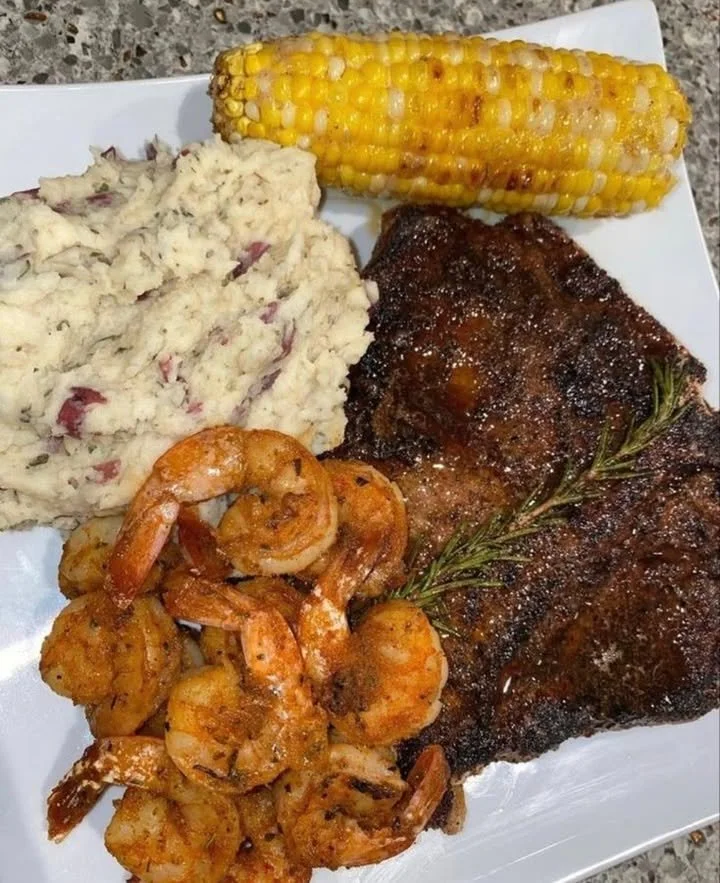 Delicious plate of steak served with perfectly cooked potatoes