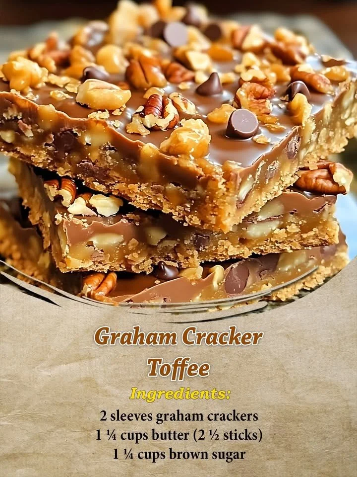 Delicious homemade Graham Cracker Toffee with a crunchy topping