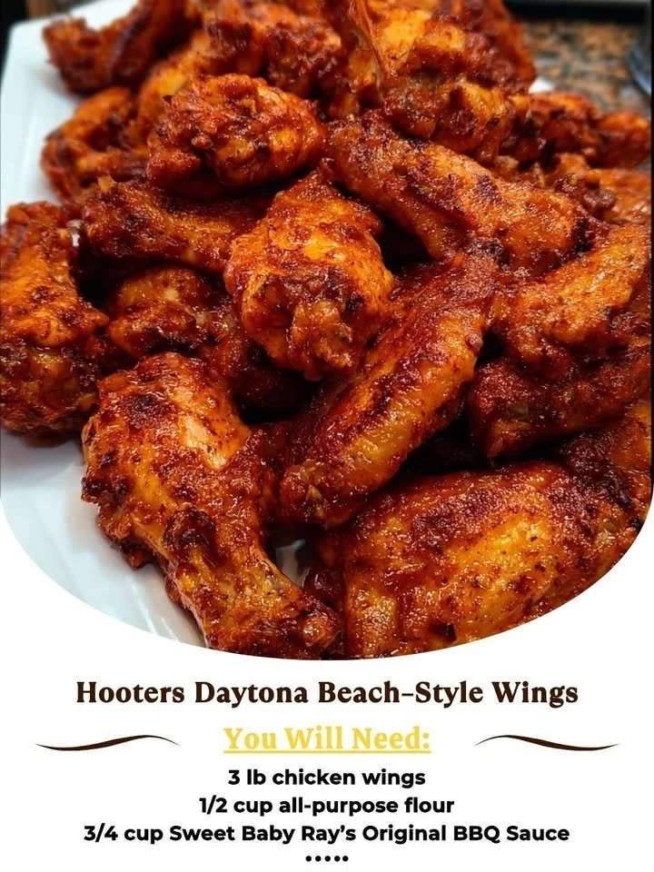 Delicious Hooters Daytona Beach style wings served with dipping sauces