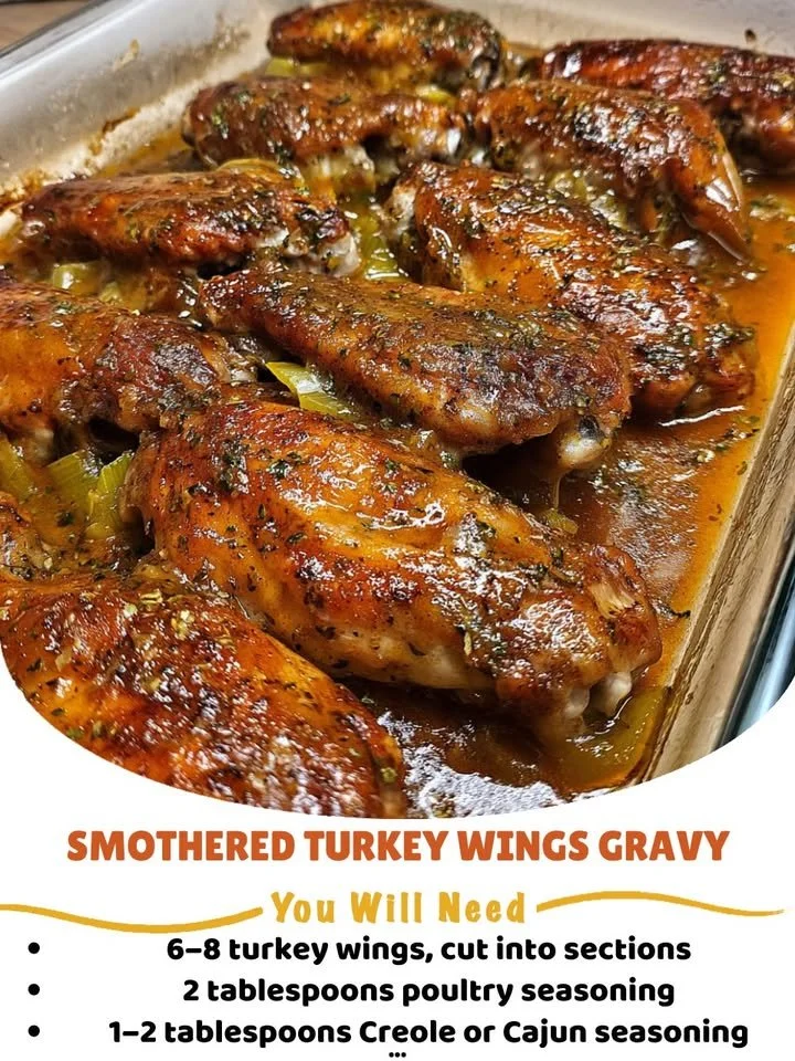 Smothered Turkey Wings with Gravy